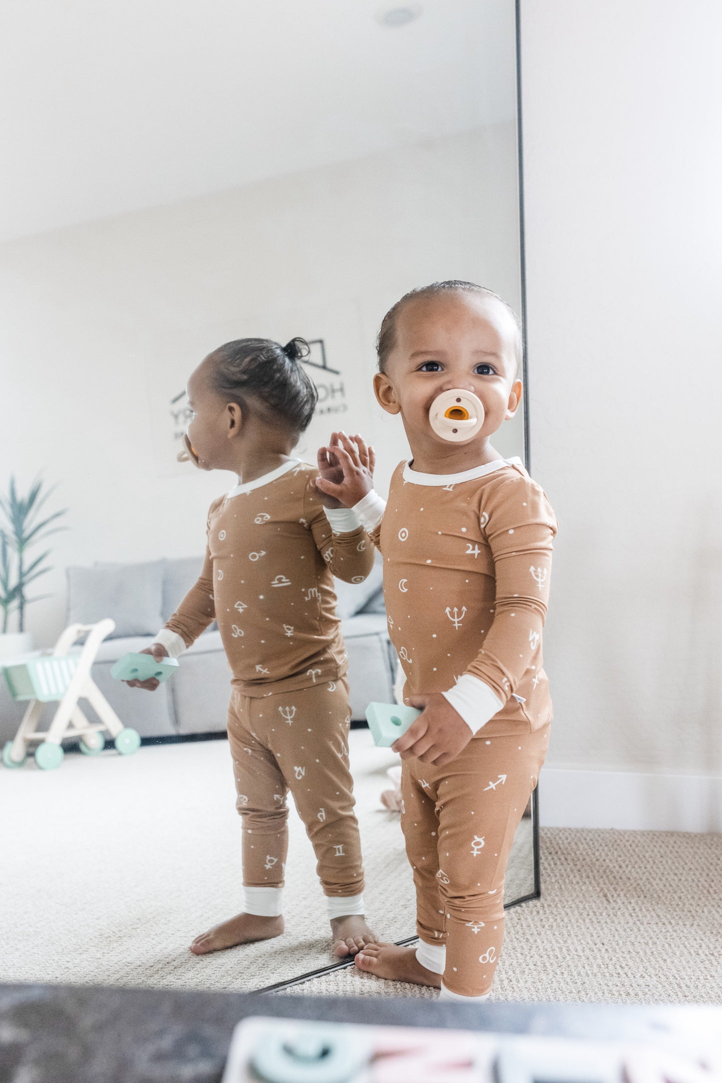 ZODIAC SYMBOLS 2 Piece PJ's