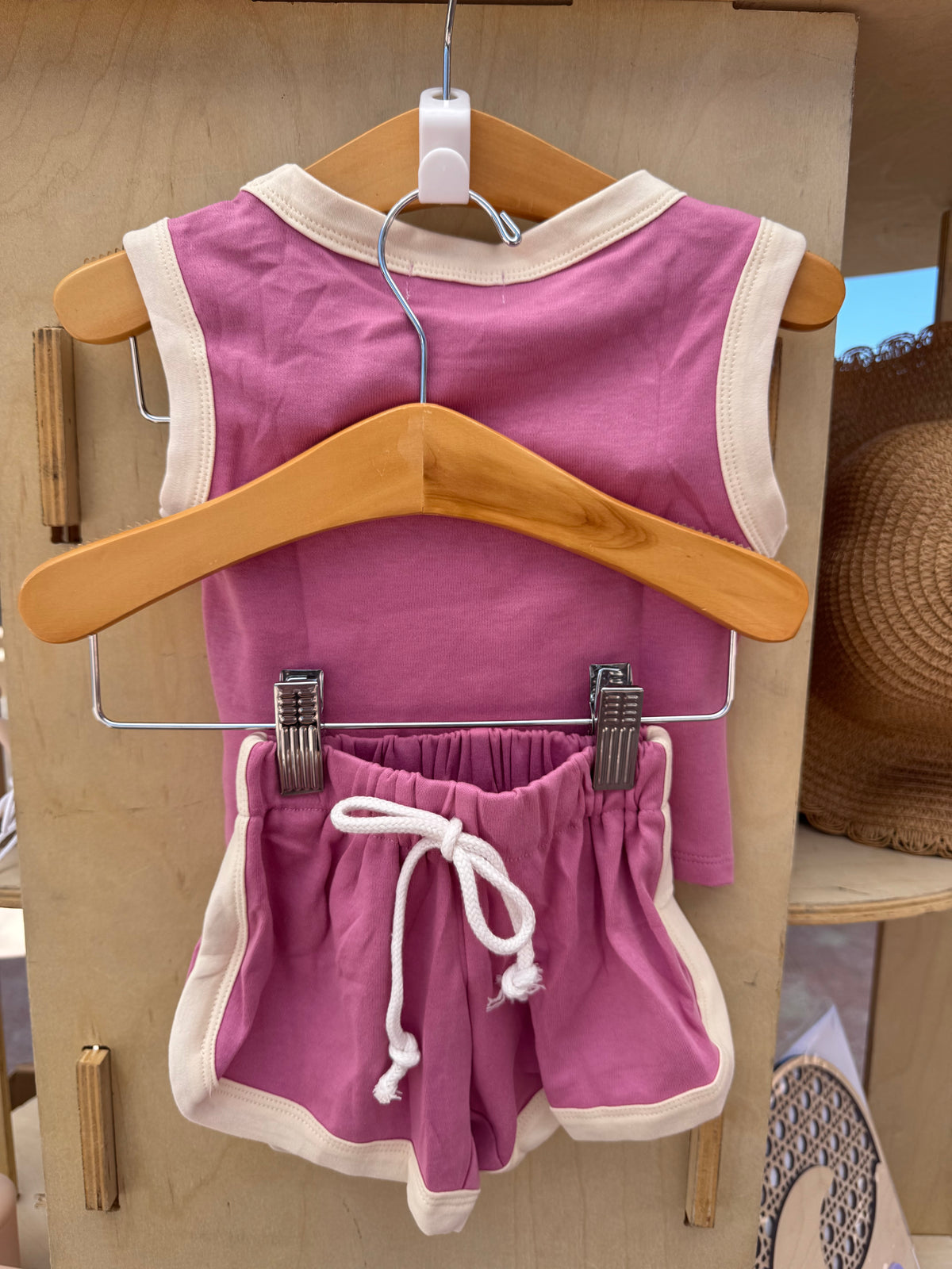 Fuschia & White Tank Set