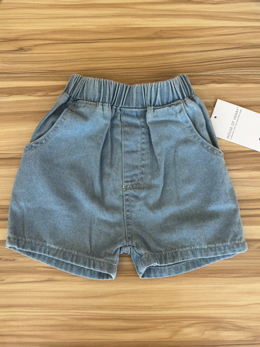 Light wash denim short