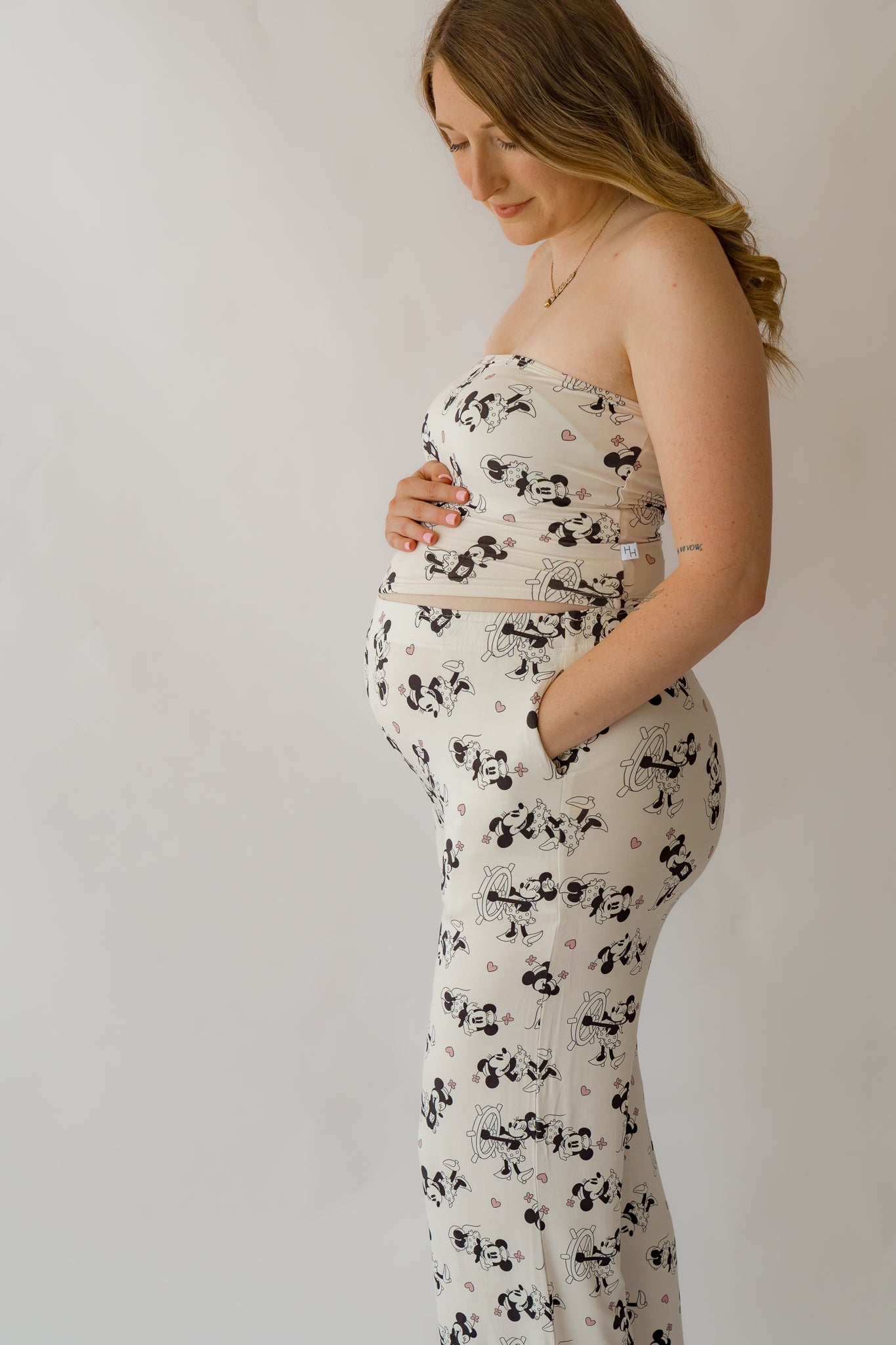Steamboat Willie 'Cool Mom' Women's Set